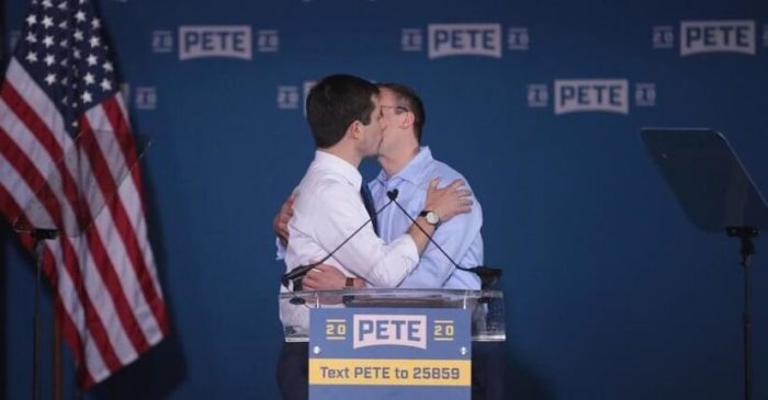 Pete Buttigieg, il candidato gay alla Casa Bianca